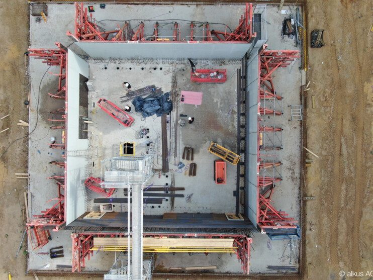 1438-alkus_VanRoey_4